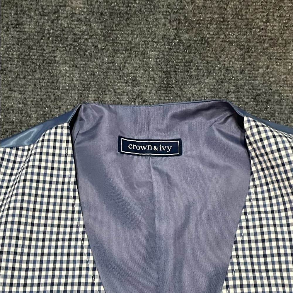 Crown & Ivy Vest - Thumbnail 2