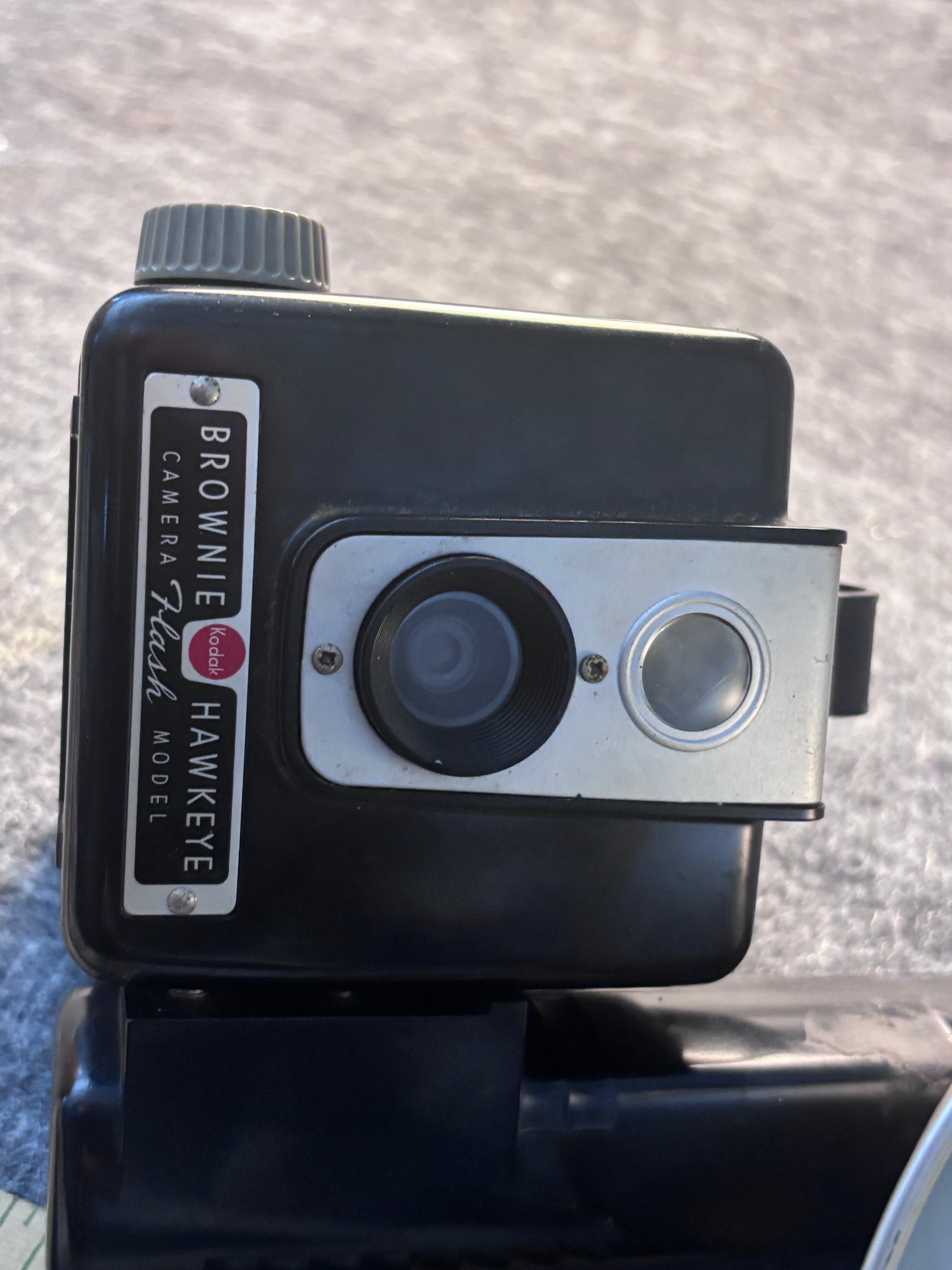 Kodak Brownie Hawkeye Camera Flash Model - Thumbnail 4