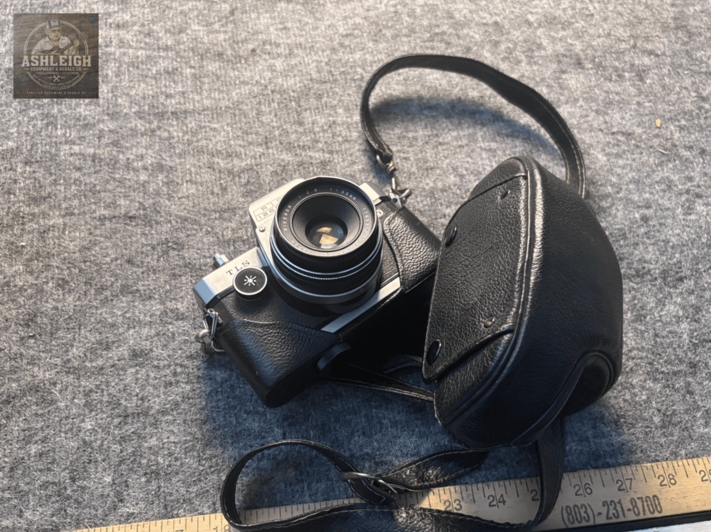 Ricoh Singlex TLS 35mm Film Camera with Rikenon 55mm Lens - Thumbnail 3